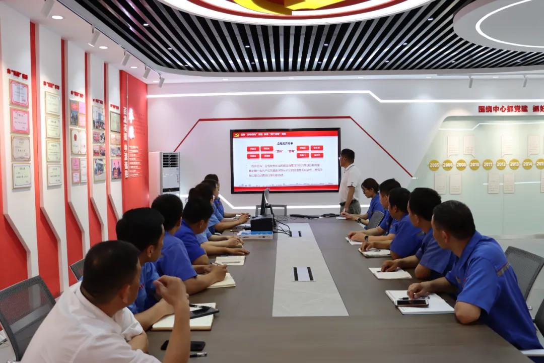 百年征程波澜壮阔，百年初心历久弥坚